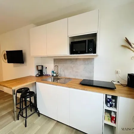 Le Wallon - Studio Douillet Fraichement Renove דירה